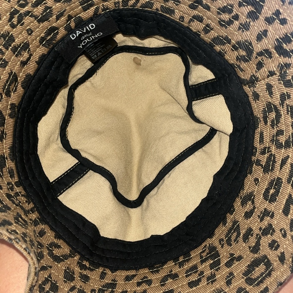 Leopard Bucket hat - Picture 3 of 3